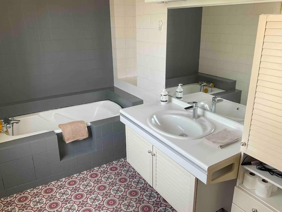 Maison Independante, Domaine Vichy La Tour Abrest 외부 사진